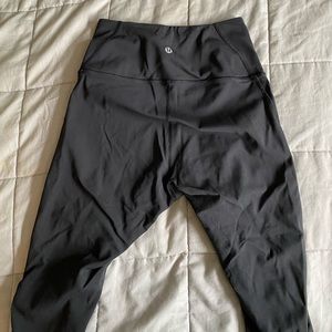 Lululemon cropped black leggings